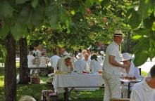 2 White Dinner 2013